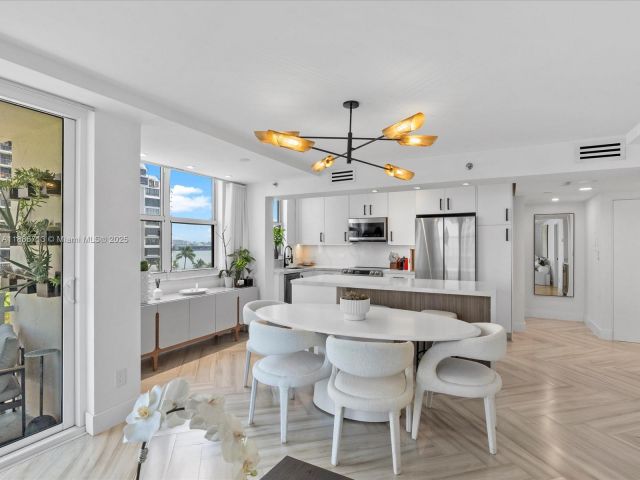 Apartment for sale  Unit #701 - photo 6556970