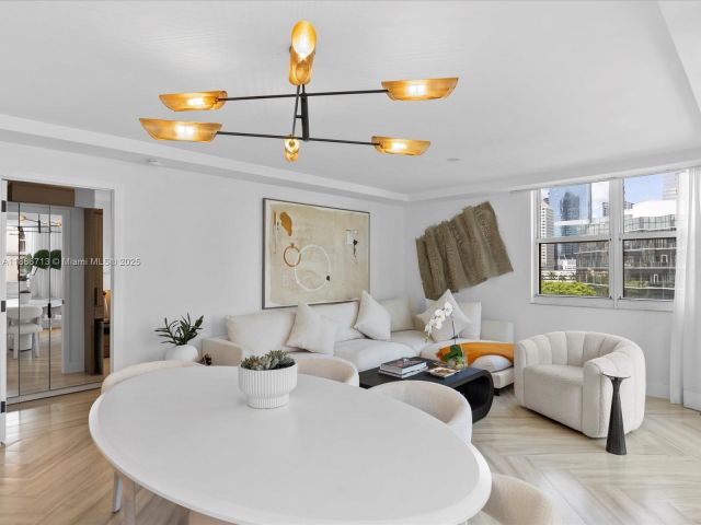 Apartment for sale  Unit #701 - photo 6556973