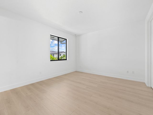 Home for sale at 1450 SW 23rd Street - photo 6579471