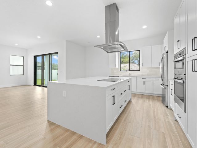 Home for sale at 1450 SW 23rd Street - photo 6579478