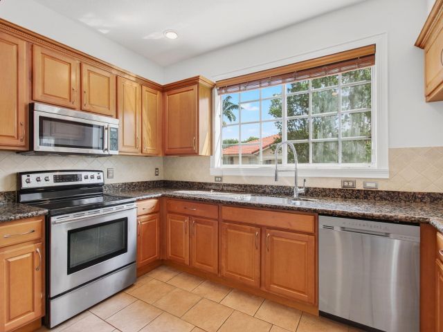 Home for rent at 4582 Danson Way - photo 6595581