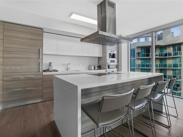 Apartment for sale  Unit #4-1802 - photo 6612692