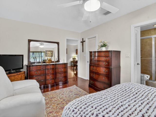 Home for rent at 328 NW 42nd Street - photo 6594083