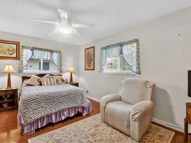 Home for rent at 328 NW 42nd Street - photo 6594084