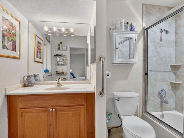 Home for rent at 328 NW 42nd Street - photo 6594086