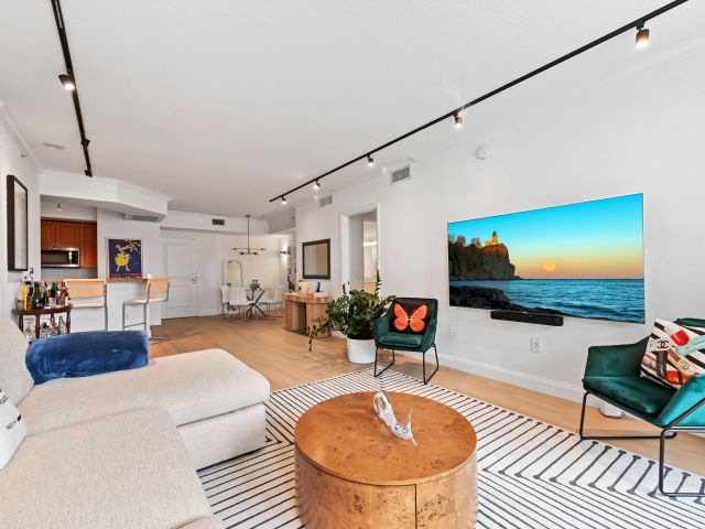 Apartment for sale  Unit #1150 - photo 6577034