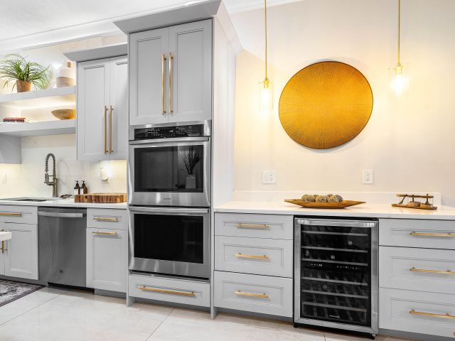 Home for rent at 605 Avenue H - photo 6616727