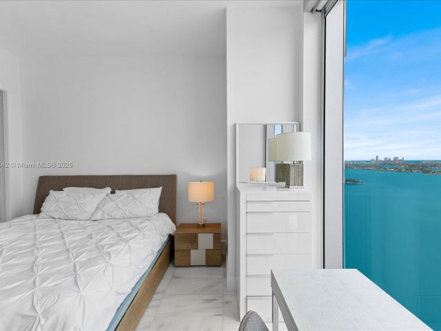 Apartment for rent  Unit #2605 - photo 6555225