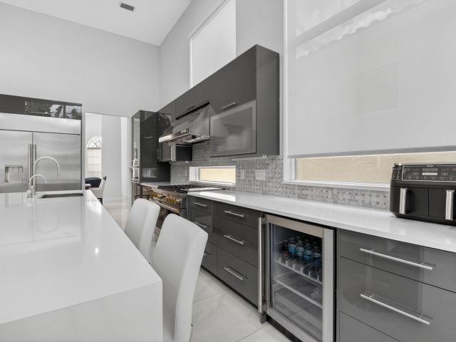 Home for sale at 6529 NW 40th Court - photo 6611373