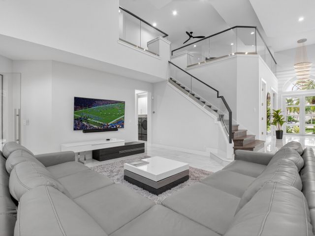 Home for sale at 6529 NW 40th Court - photo 6611378