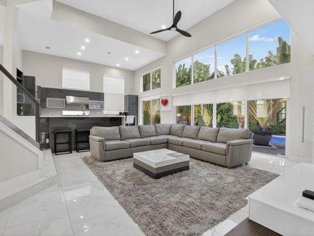 Home for sale at 6529 NW 40th Court - photo 6611380