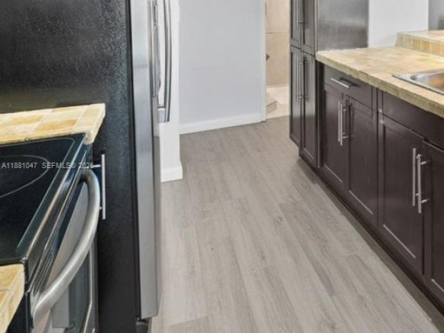 Apartment for sale  Unit #510 - photo 6558307