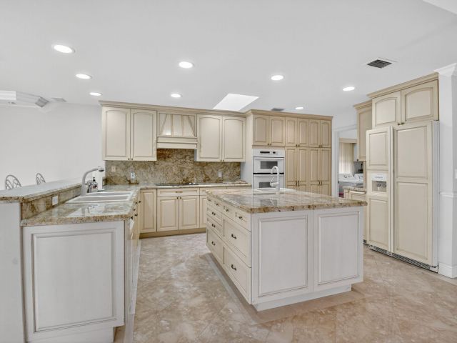 Home for sale at 5884 Pinebrook Drive - photo 6623360