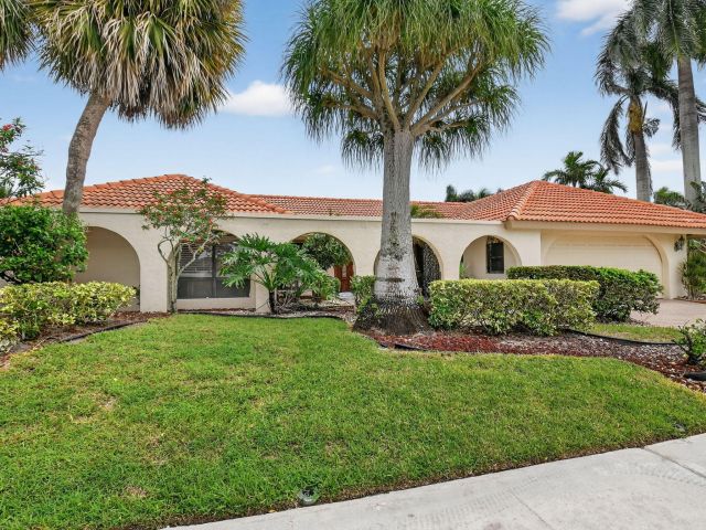 Home for sale at 5884 Pinebrook Drive - photo 6623376