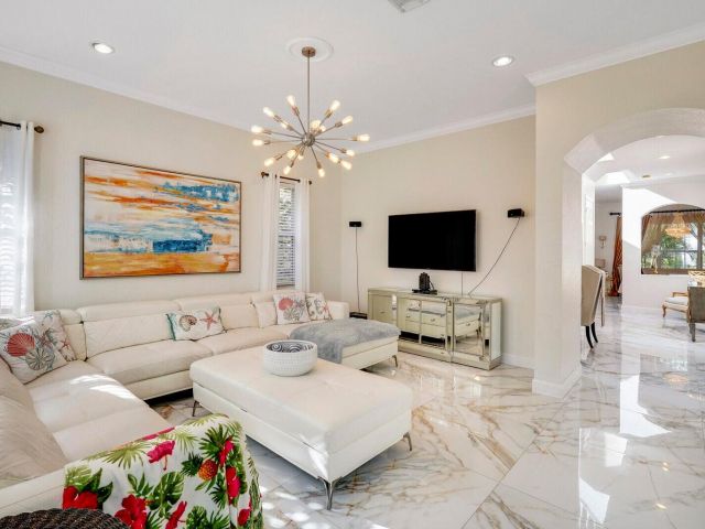 Home for sale at 599 Cresta Circle - photo 6592612