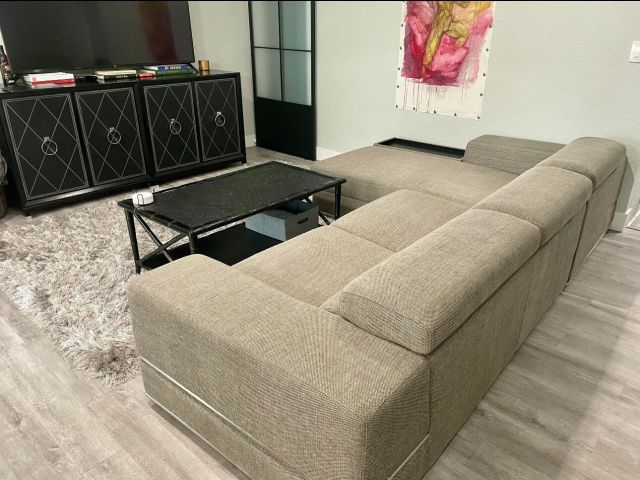 Home for rent at 615 SW 9th Street - photo 6555697