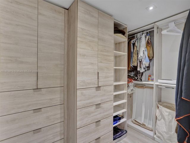 Apartment for rent  Unit #2107 - photo 6556101