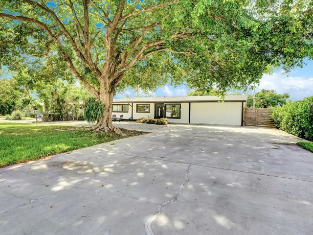 Home for sale at 4682 NW 3rd Avenue - photo 6622859