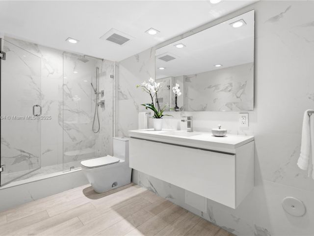 Apartment for sale  Unit #1523-24 - photo 6573298