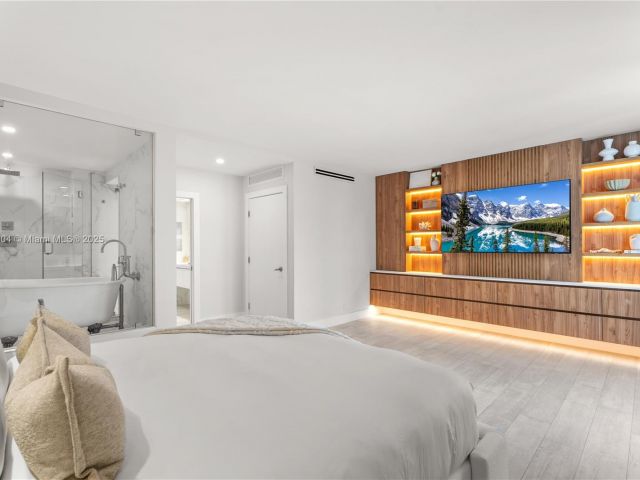 Apartment for sale  Unit #1523-24 - photo 6573306