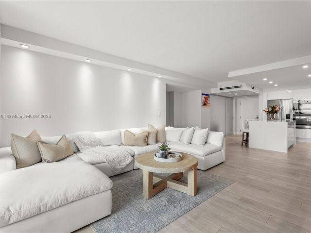 Apartment for sale  Unit #1523-24 - photo 6573313