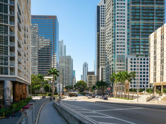 Apartment for sale  Unit #4110 - photo 6556652