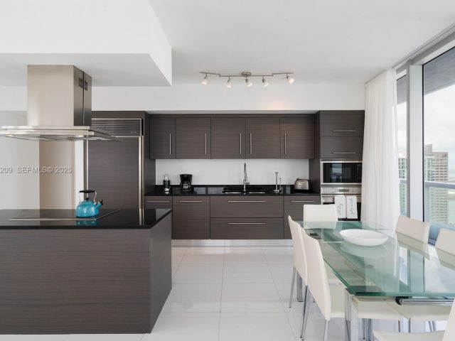 Apartment for sale  Unit #4110 - photo 6556664