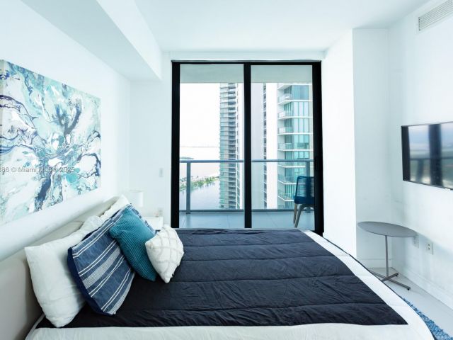 Apartment for sale  Unit #3906 - photo 6557306