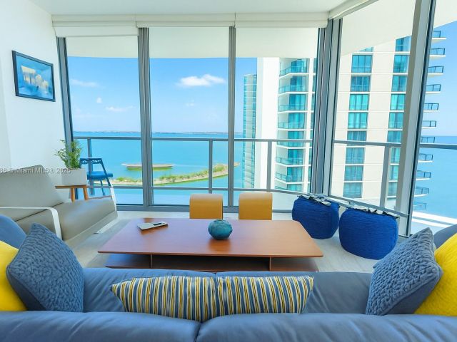 Apartment for sale  Unit #3906 - photo 6557318