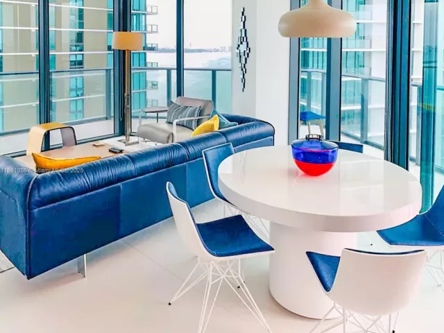 3-bedroom condo for sale in Miami - 501 NE 31st St 3906 - MondialRealty