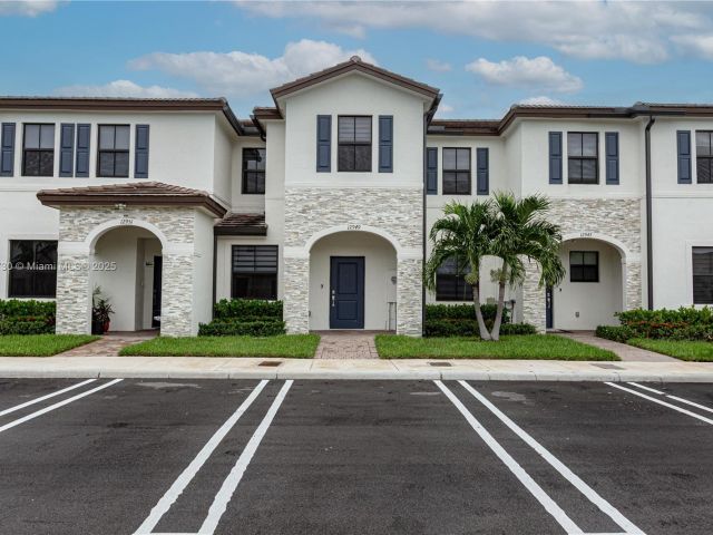 Home for sale at 12949 SW 232nd Ln - photo 7461212