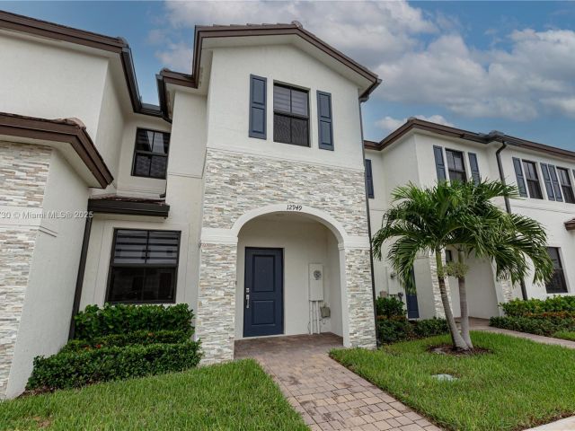 Home for sale at 12949 SW 232nd Ln - photo 7461213