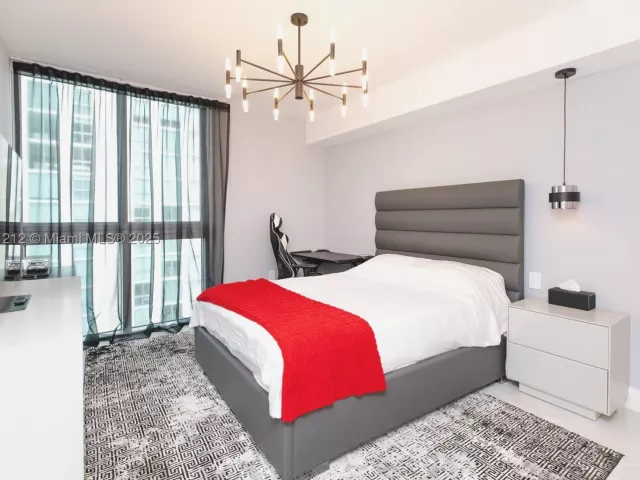 3-bedroom condo for sale in Sunny Isles Beach - 300 Sunny Isles Blvd 4-1508 - MondialRealty