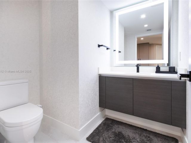 Apartment for sale  Unit #4-1508 - photo 6557178