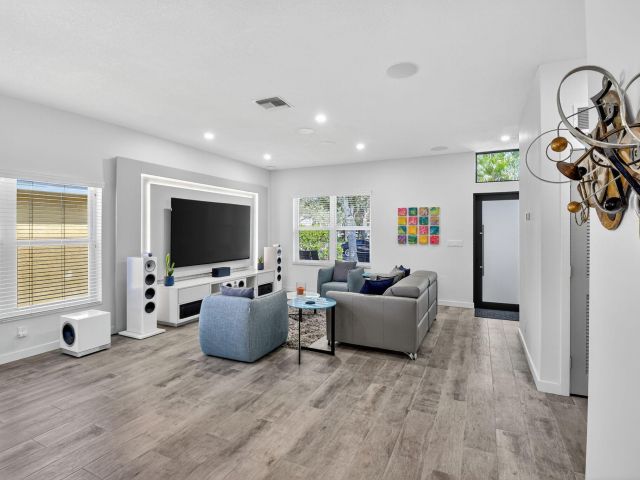 Home for sale at 494 Enfield Court - photo 6595461