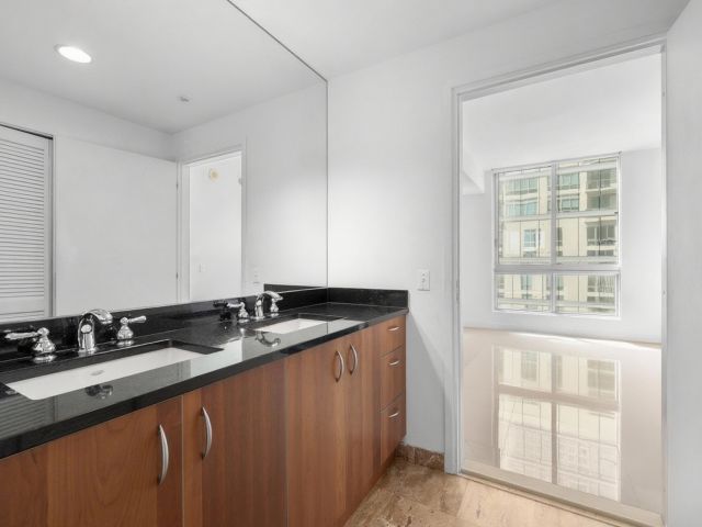 Apartment for sale  Unit #T-3604 - photo 6613231