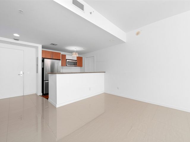 Apartment for sale  Unit #T-3604 - photo 6613237