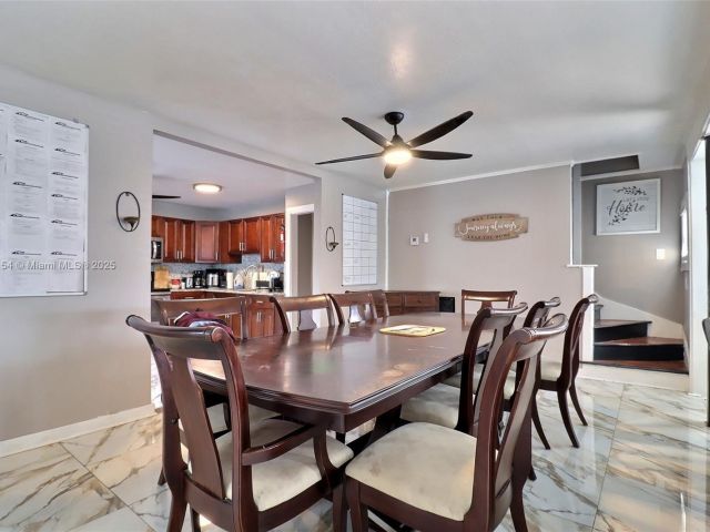 5-bedroom home for sale in Delray Beach - 619 SW 10th St - MondialRealty