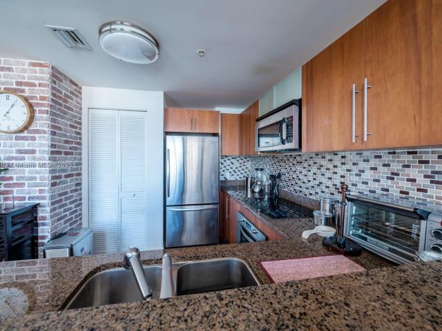 Apartment for sale  Unit #L-1022 - photo 6561694