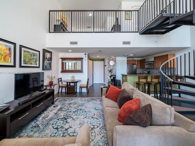 Apartment for sale  Unit #L-1022 - photo 6561704