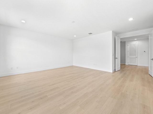 Home for rent at 1450 SW 23rd Street 1450 - photo 6579487