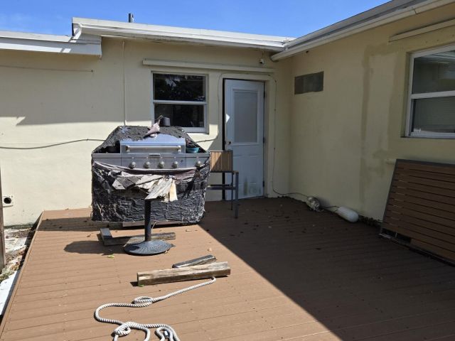 Home for sale at 2199 NE 5th Avenue - photo 6594077