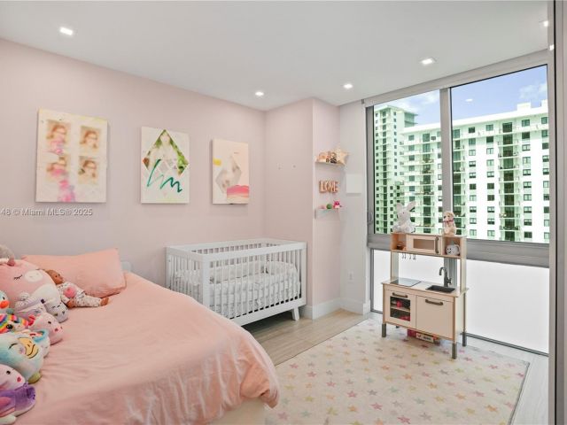 Apartment for sale  Unit #1601 - photo 6582889