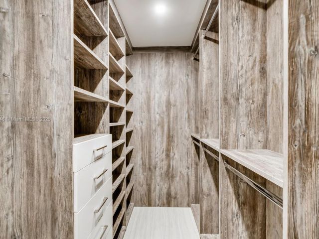 Apartment for sale  Unit #1601 - photo 6582894