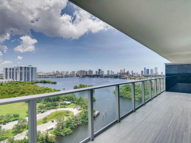 Apartment for sale  Unit #1601 - photo 6582898