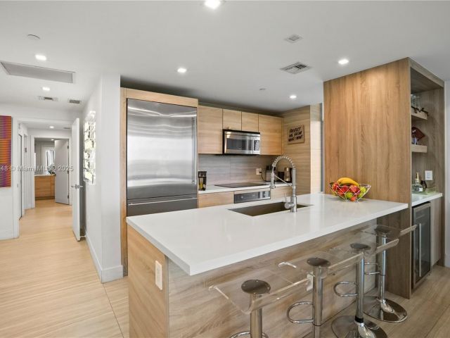 Apartment for sale  Unit #1601 - photo 6582906