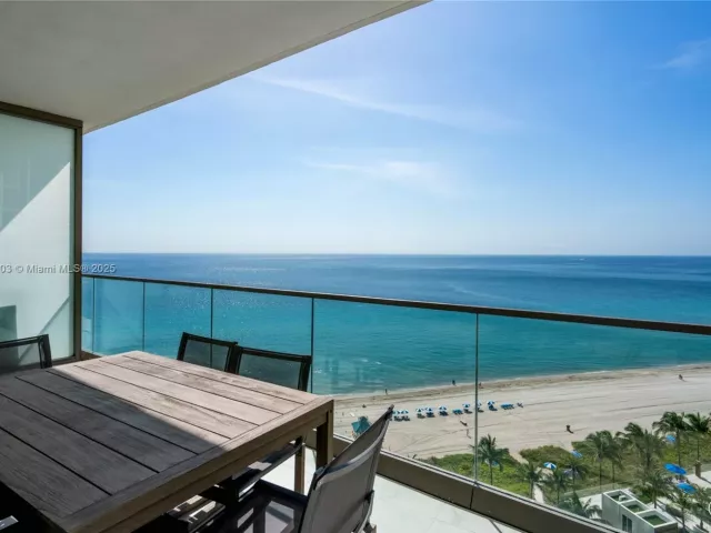 2-bedroom condo for sale in Sunny Isles Beach - 18975 Collins Ave 1104 - MondialRealty