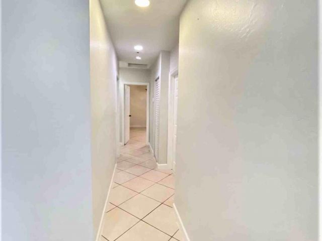 Home for rent at 700 NE 168th Street - photo 6580913