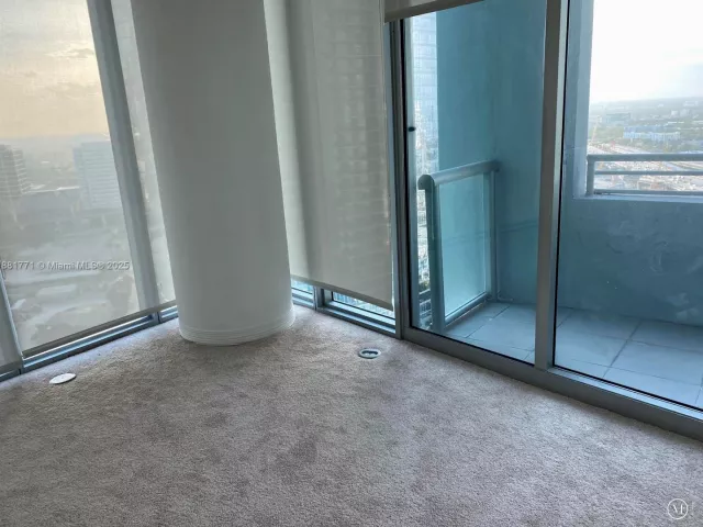 2-bedroom condo for rent in Miami - 888 Biscayne Blvd 3001 - MondialRealty