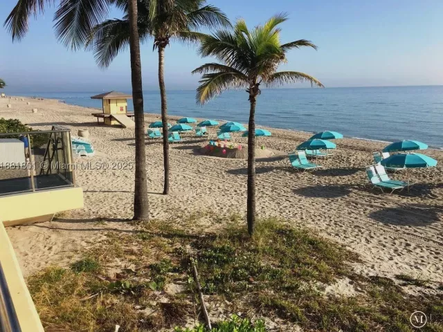 2-bedroom condo for rent in Hollywood - 2501 S Ocean Dr 336 - MondialRealty